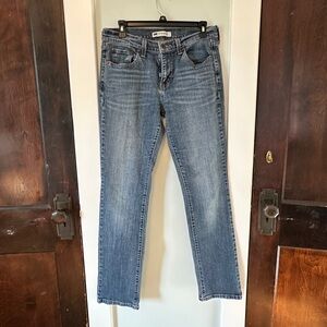 Levi’s women’s 505 zipper fly straight leg jeans